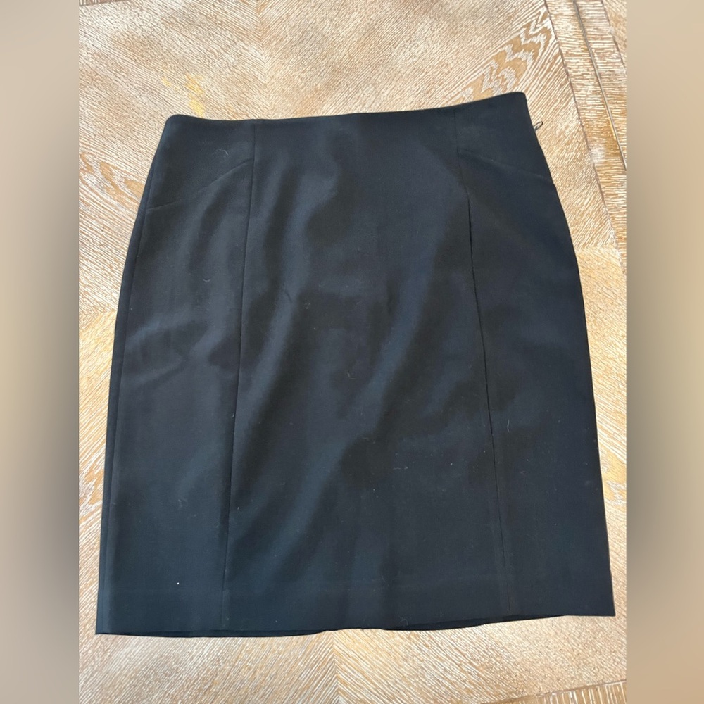 NWT Adrianna Papell Black Skirt Sz 12 Back Full Zipper Waist 35” Length 22.5”